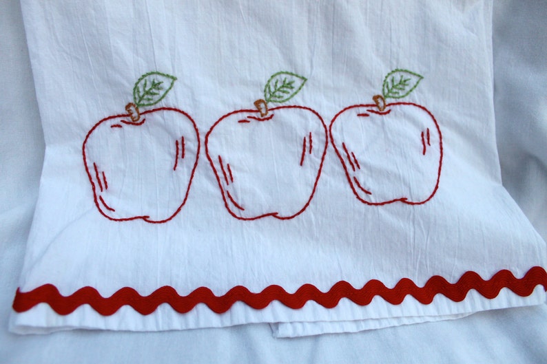 Apples Hand Embroidered Tea Towel Etsy