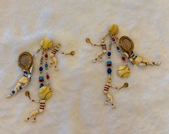 Retired 1990s Lunch at the Ritz "Tennis Anyone" dangle earrings_gold plated_pierced ears_signed