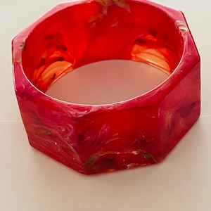 Bakelite Bangle Bracelet_Chunky_Hexagonal_Firey Red, Orange, Yellow, and White_Tested
