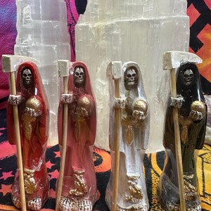 Estatuas de La Santa Muerte de 2.5” y 4” -- 2.5” & 4” La Santa Muerte Estatuas