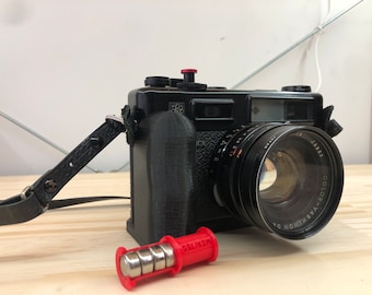 Empuñadura + Adaptador de batería para Yashica Electro 35.