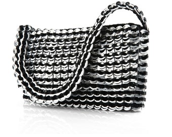 Chainmail Bag Made From Soda Tabs | Black FRANCISCA Shoulder Purse With Flap