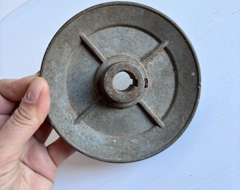 Vintage Cast Iron Pulley Wheel – Dresden Canada, Industrial Metal | 5" Diameter