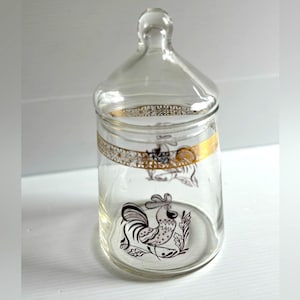 Vintage Rooster Glass Apothecary Jar with Lid Gold Band – 1960s Farmhouse Decor