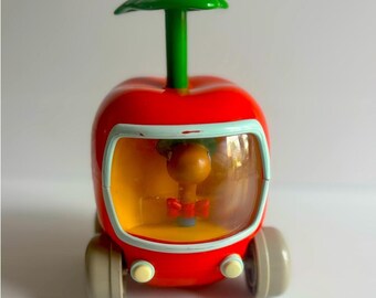 Vintage 1995 Tomy Apple Car – Richard Scarry’s Lowly Worm – Rare Collectible Toy