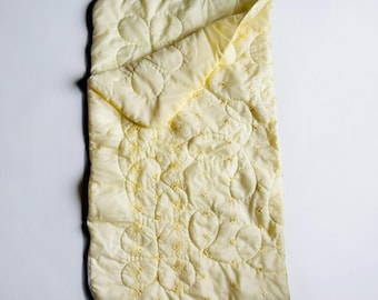 Saco de dormir vintage para bebé, edredón amarillo bordado para cochecito