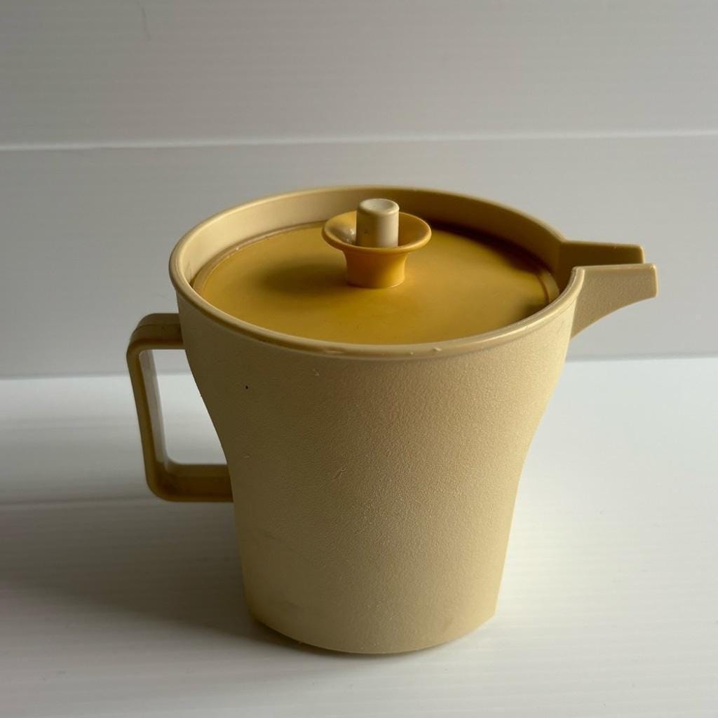 BOITE BOULANGERE TUPPERWARE Guéthary 64210 Casserole Ustensiles
