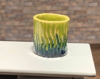 Dollhouse/Miniature 1:12 stoneware vase