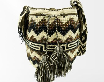 Sucre Handmade Wayuu Mochila Boho Crystal Black and Beige Shoulder Bag