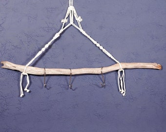 Driftwood branch accessory hanger, key hanger, display necklace hanger, key holder, driftwood wall hanger, high-quality driftwood material