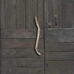 Door handles that make use of natural designs, driftwood door handles, driftwood door knobs, wooden door handles, wooden door knobs 85