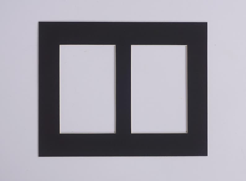 8x10 Double Postcard Mat: Two Openings for 3.5x5.5" Print Svart