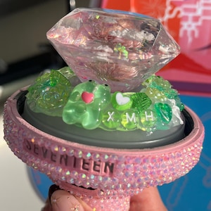 Seventeen The8 (Minghao) Frog Caratbong Lightstick Island Crown Kpop Deco