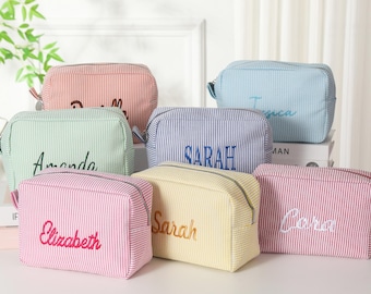 Monogrammed Toiletry Bag, make up bag, bridesmaid gifts, Custom Travel Makeup Bag, Large Capacity Storage Bag, Bridesmaid Makeup Bag