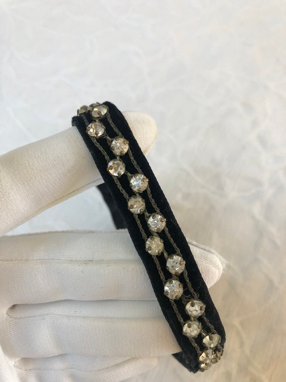 victorian velvet choker Gem