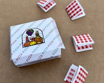 Scatola per pizza in miniatura e tovaglioli