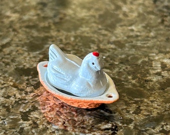 Dollhouse Miniature Hen Dish