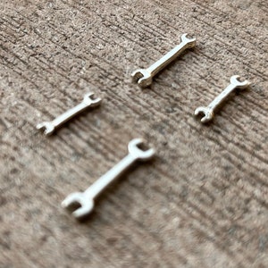 Dollhouse Miniature Wrenches - 4 pieces