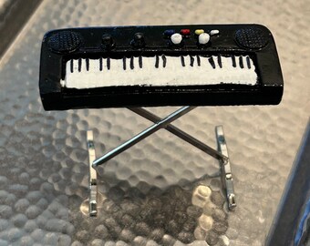 Miniature Electric Standing Piano Keyboard