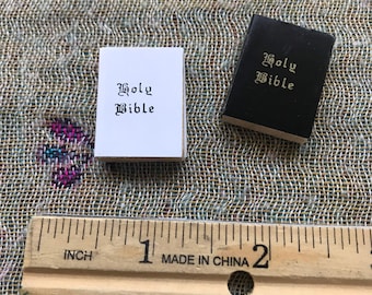 Juego de Biblia en miniatura - 2 piezas