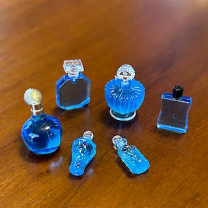Dollhouse Miniature Perfume Bottles- 6 pieces - your choice type
