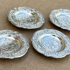 Dollhouse Miniature Pewter Plate Charges - 4 pieces
