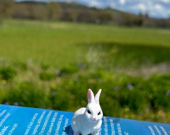 Dollhouse Miniature Bunny/Rabbit