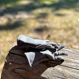 Dollhouse Miniature Work Gloves