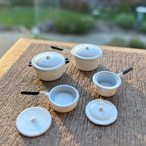 Dollhouse Miniature Pots and Pans - 8 pieces - your choice color
