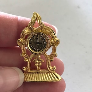 Miniatur-Uhr für die Puppenstube