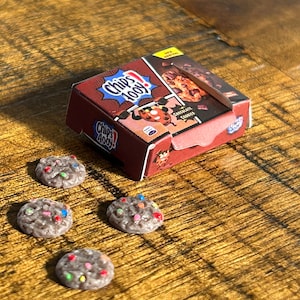Dollhouse Miniature Cookie Box with Cookies - your choice type