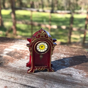 Dollhouse Miniature Vintage Clock