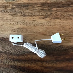 Dollhouse Miniature Single Receptacle Extension Cord