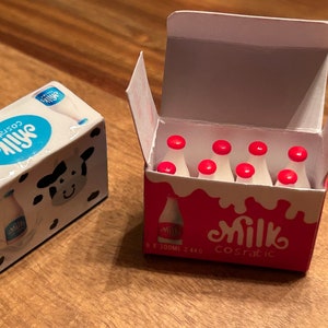 Dollhouse Miniature Milk Box with Bottles - your choice color