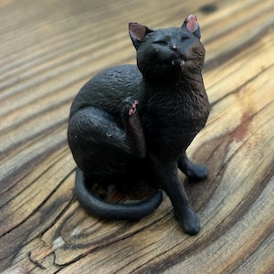 Dollhouse Miniature Cat - your choice type