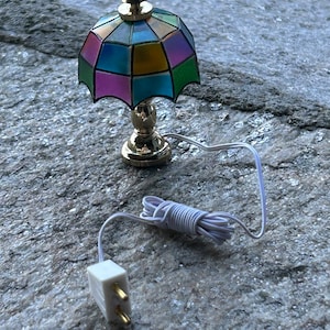 Miniaturowy domek dla lalek Lampa robocza - Twój wybór typu