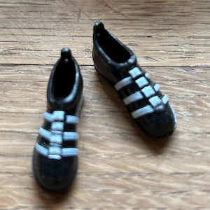 Crampons miniatures
