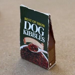 Nourriture pour chiens miniatures Dollhouse - type de votre choix