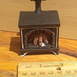 Dollhouse Miniature Black Fireplace - lights up
