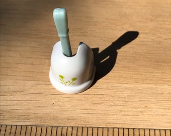 Dollhouse Miniature Toilet Brush