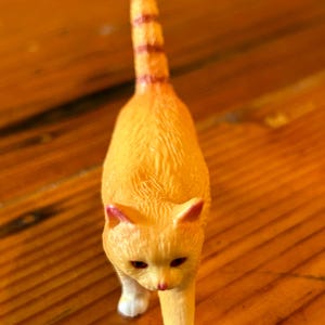 Dollhouse Miniature Cat