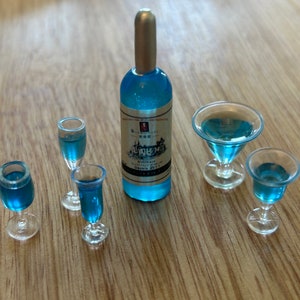 Dollhouse Miniature Wine Set - 6 pieces