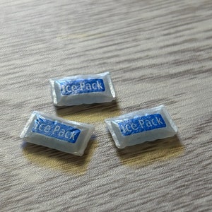 Dollhouse Miniature Ice Packs - 3 pieces