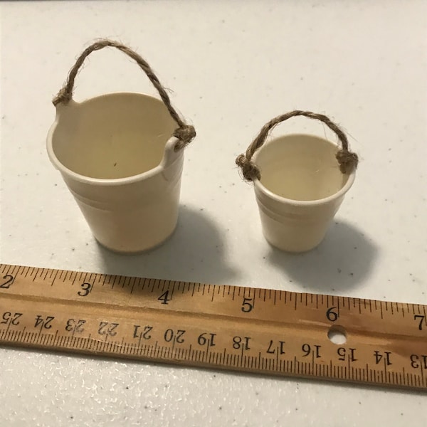 Dollhouse Miniature Tin Wash Bucket - 1:12 Scale Miniature Accessory For Dollhouse Decor