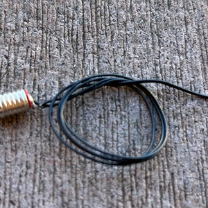 Dollhouse Miniature Screw Base Socket with Wire