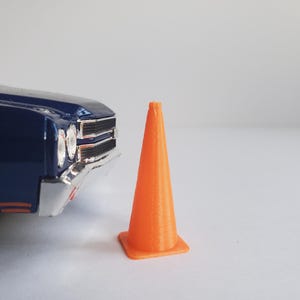 1/24 Traffic Cones for construction road parking display 36mm