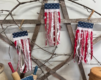 Mini Rag Flag Labor Day Garland American Farmhouse Patriotic Summer Decor Textile Art