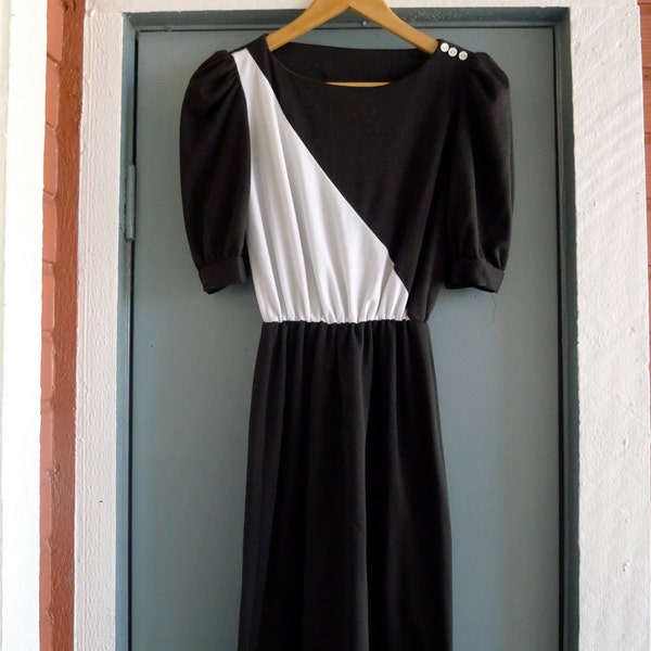 vintage asymmetrical color block black white dress xs/small