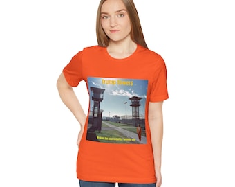 Trump Towers - Unisex Jersey Kurzarm T-Shirt - Anti Trump Parodie Politisch 2024 Lustig