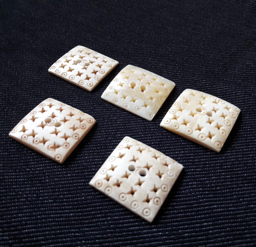 Carved Bone Square Buttons, 28mm 1 1/8 Inches, Set of 5 or 6, Large ...